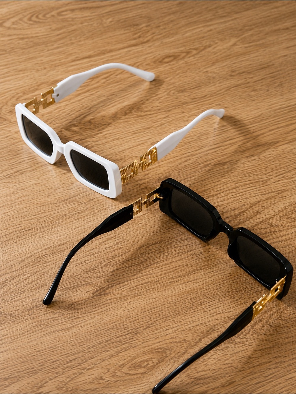 NWOT UNISEX Rectangular Frame Fashion Sunglasses Black & White